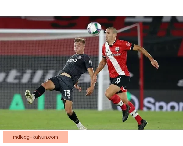 英超刀锋复兴，球队表现稳健备受关注