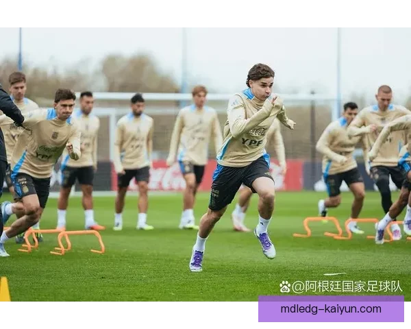 阿根廷队高压逼抢战略逐渐成型，球队竞争力增强引人关注